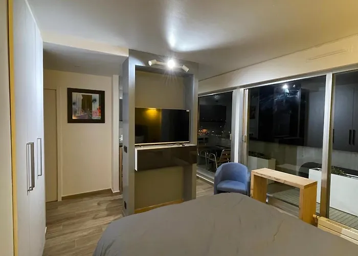 아파트 Paris Esplanade 1029 *